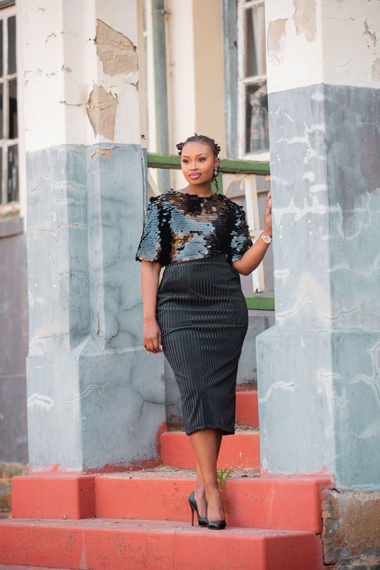 Translation missing: en.Ntima Nsuku The Set