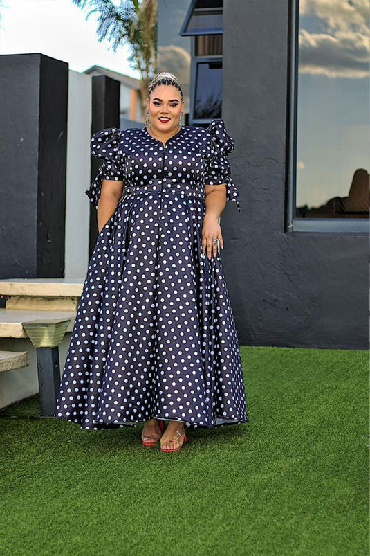 Translation missing: en.The Black Polka Dress